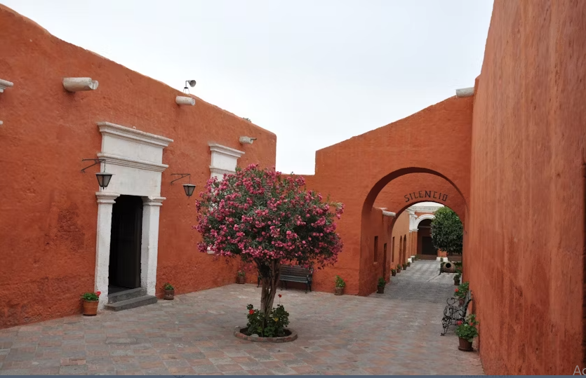 Half-Day Private Tour of Arequipa and Santa Catalina Convent - Image 5